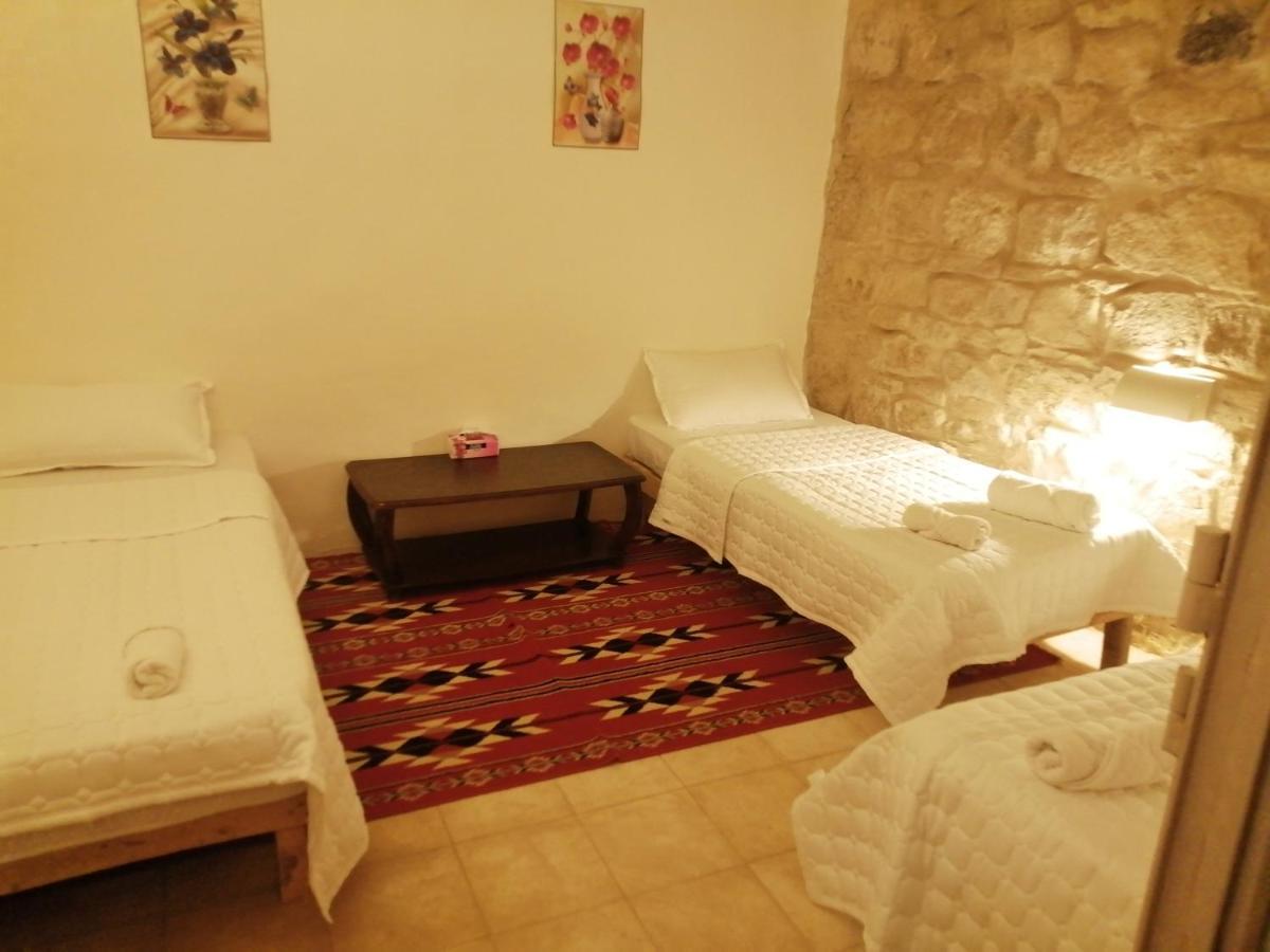 Dana Gardens Hotel Esterno foto